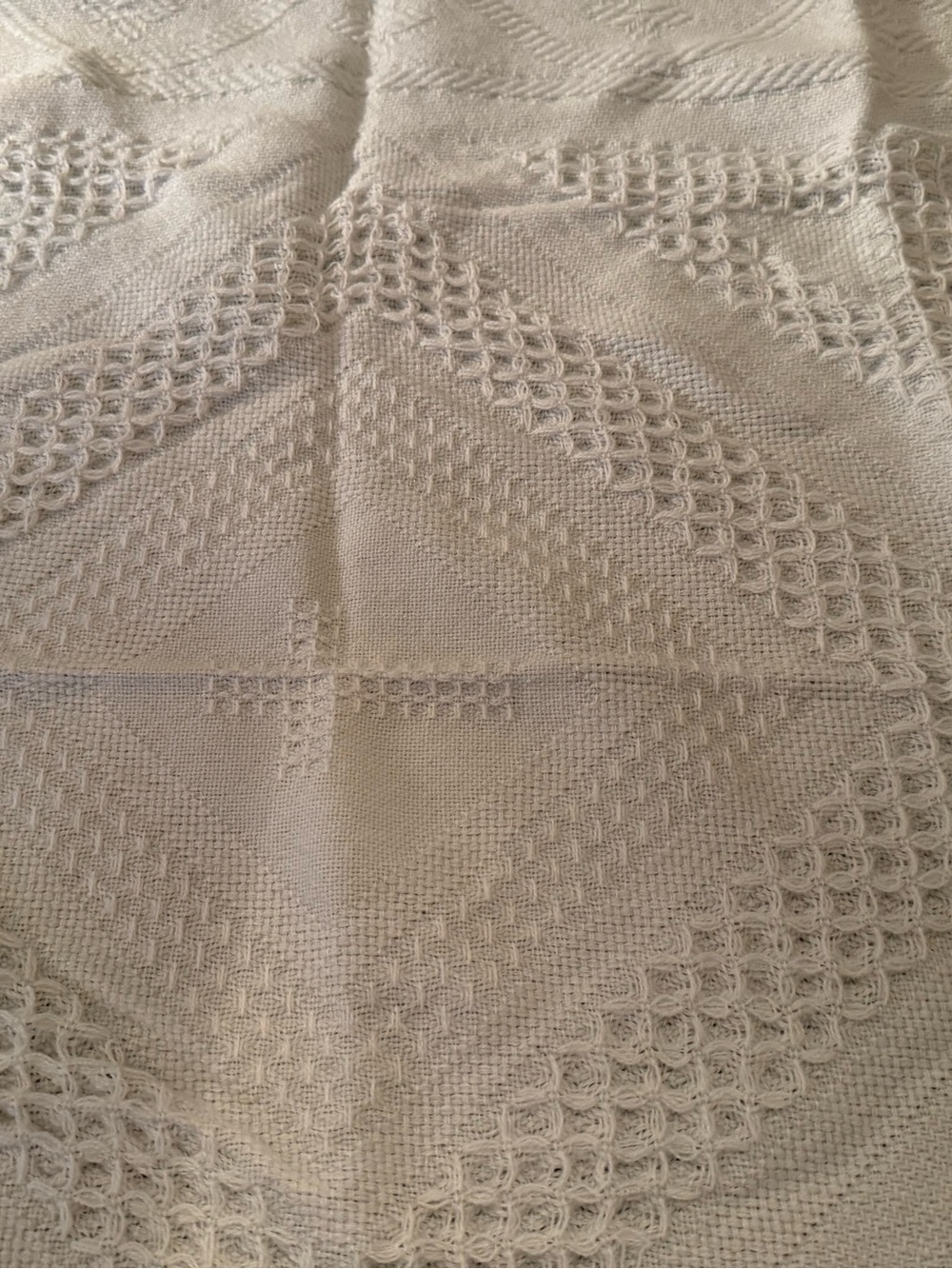 Vintage White Baby Blanket Diamond Waffle Weave Fringes Raised Pattern 36 X 30”